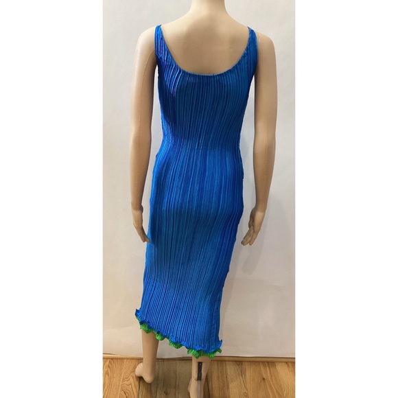 VERSACE STARFISH STRAP PLISSE MIDI DRESS - Picture 7 of 8